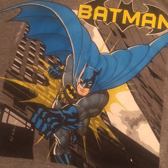 Batman Tshirt - Picture 2 of 3